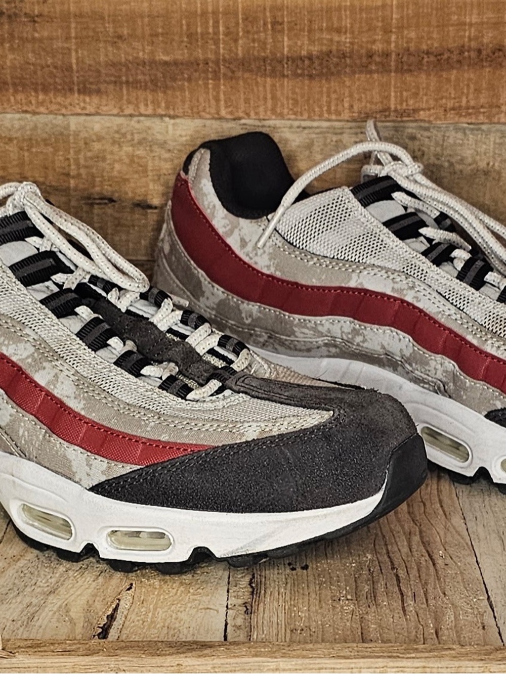 Nike Air Max 95 Athletic Sneakers - White, Red & Gray